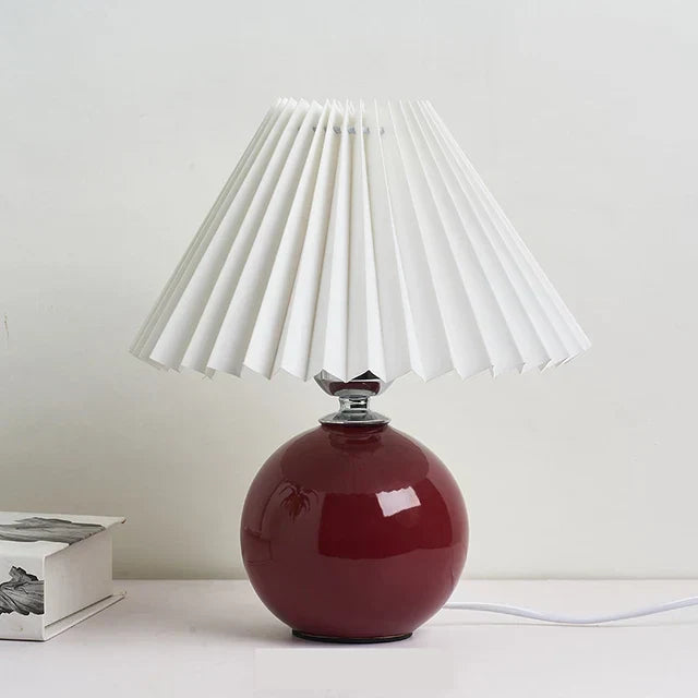 Antik plisseret – vintage bordlampe med læg